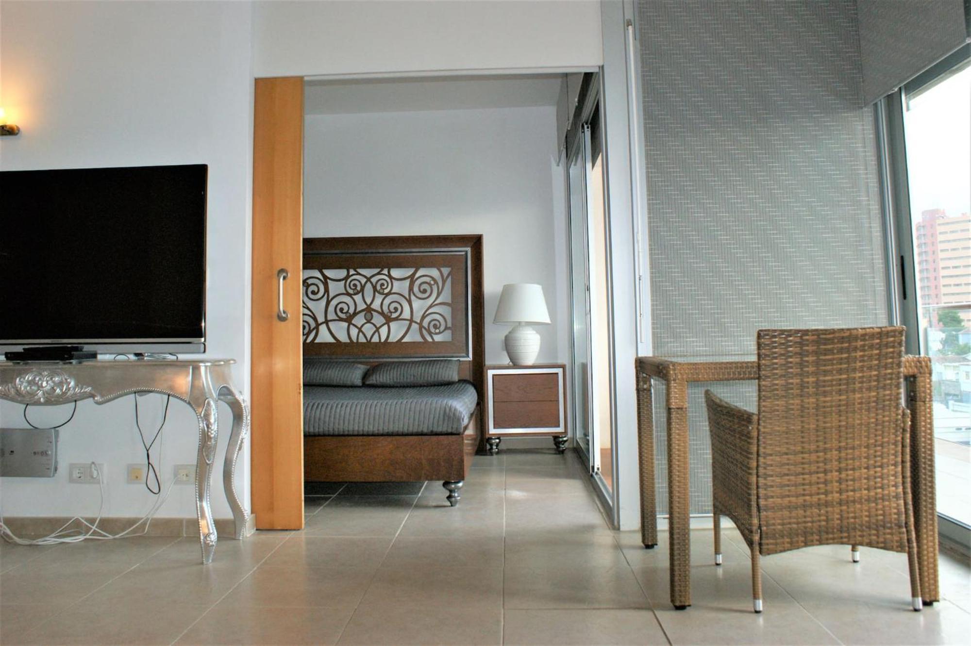 Apartamento En Roses Con Vistas Al Canal Y Piscina Экстерьер фото