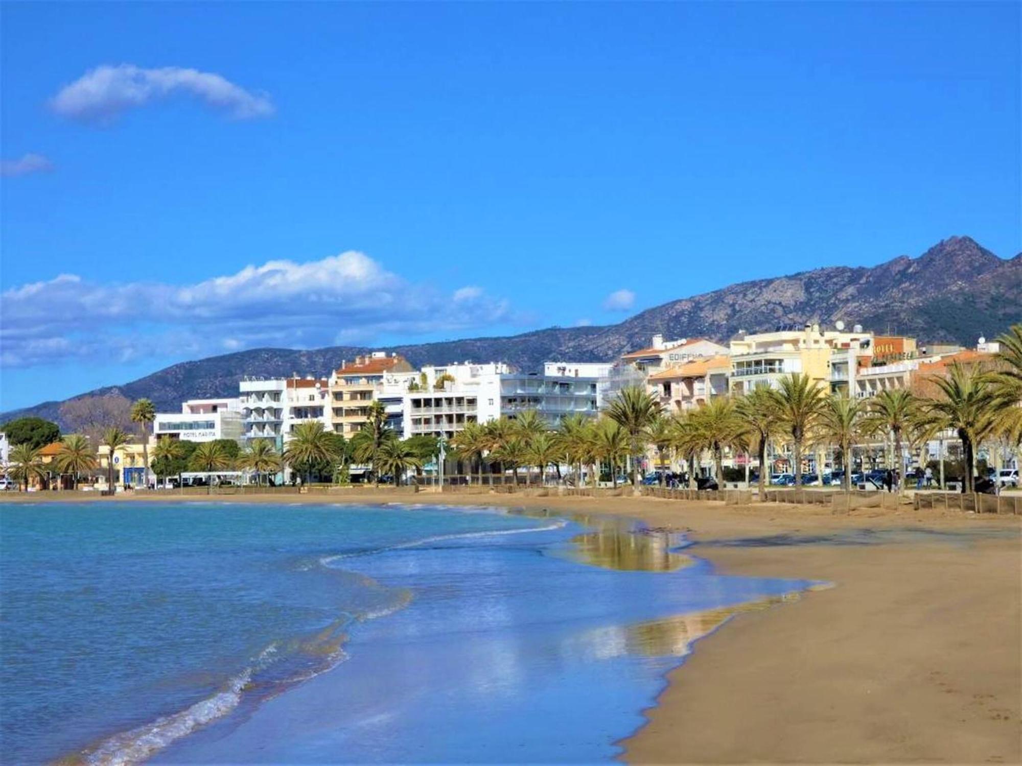 Apartamento En Roses Con Vistas Al Canal Y Piscina Экстерьер фото