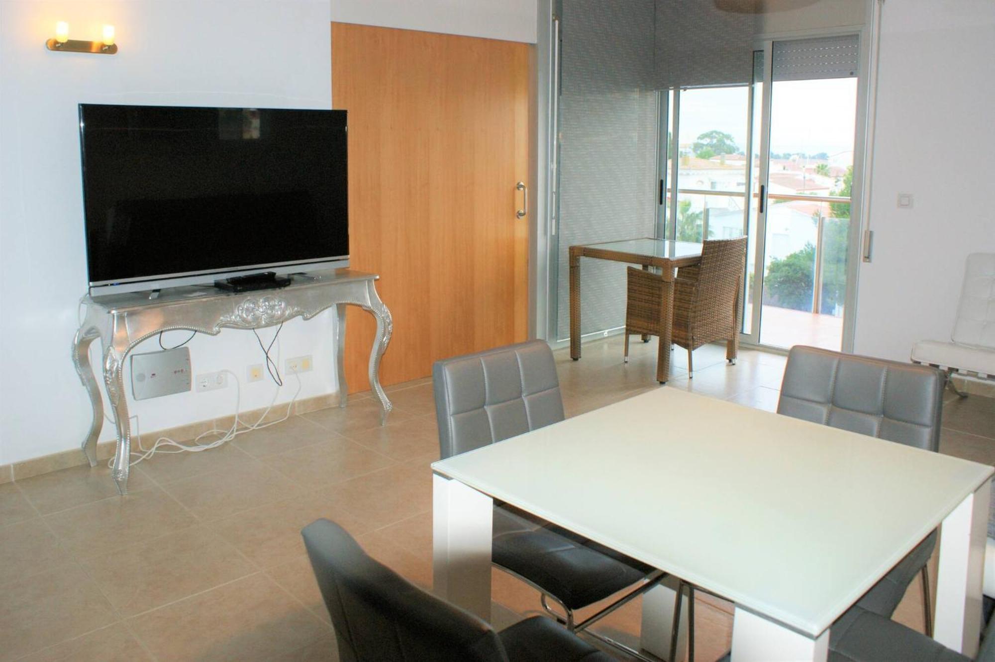 Apartamento En Roses Con Vistas Al Canal Y Piscina Экстерьер фото